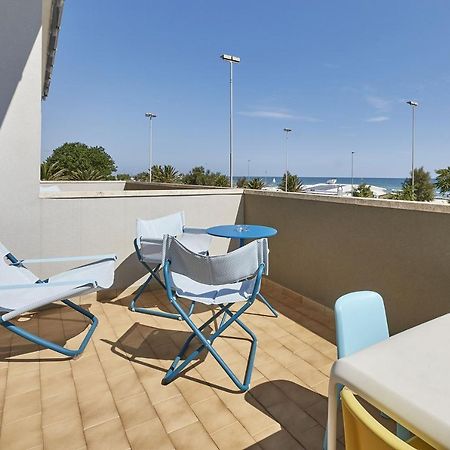 Hotel Tritone เซนีกัลเลีย ภายนอก รูปภาพ