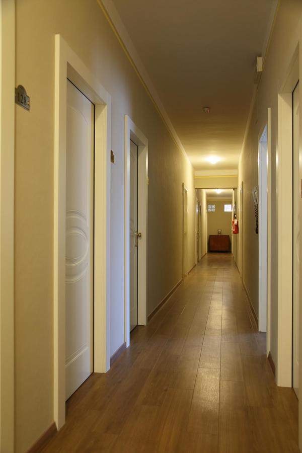 Hotel Tritone เซนีกัลเลีย ภายนอก รูปภาพ