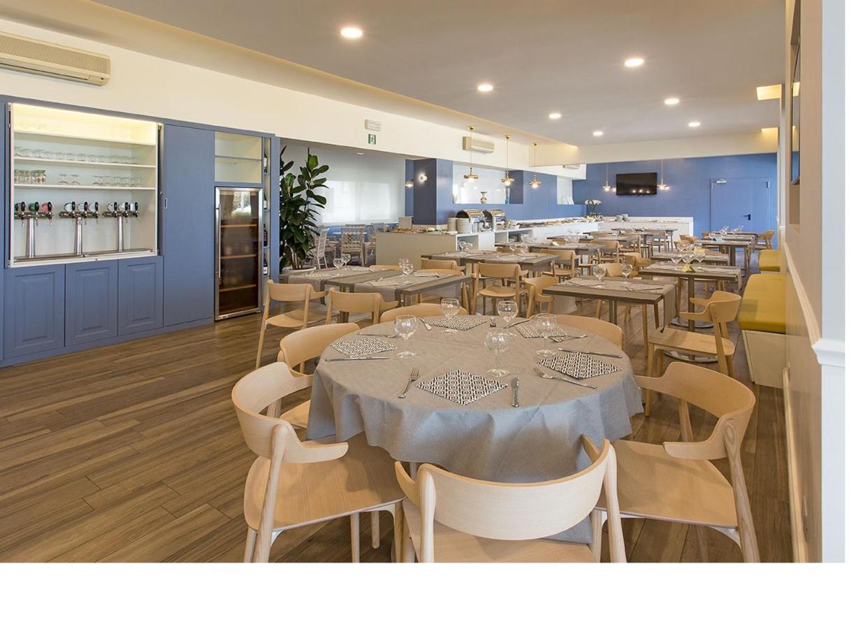 Hotel Tritone เซนีกัลเลีย ภายนอก รูปภาพ